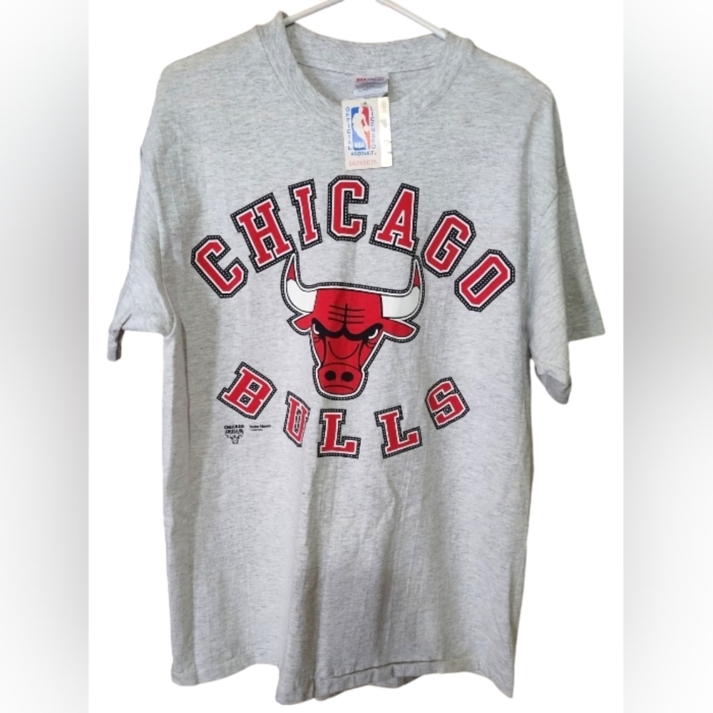 NEW Vintage 1990s Single Stitch Chicago Bulls NBA Short Sleeve T Shirt